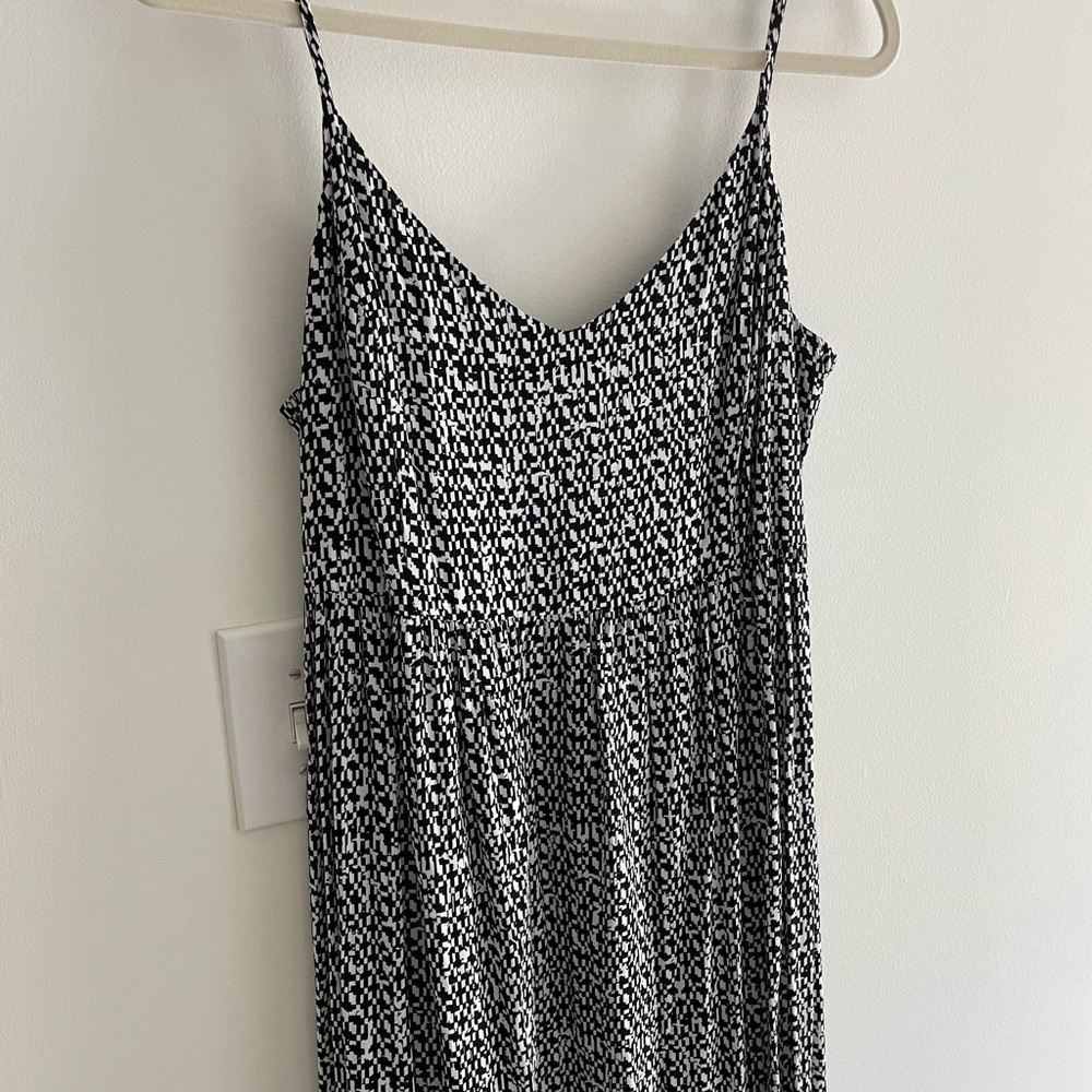 Attention Monochrome Geometric Dress